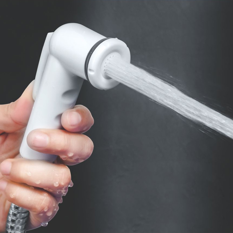 Soffione doccia rimovibile e spruzzatore per bidet